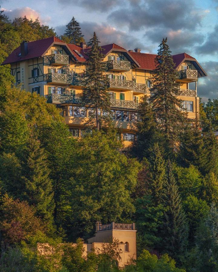 Hotel Triglav Блед Екстериор снимка