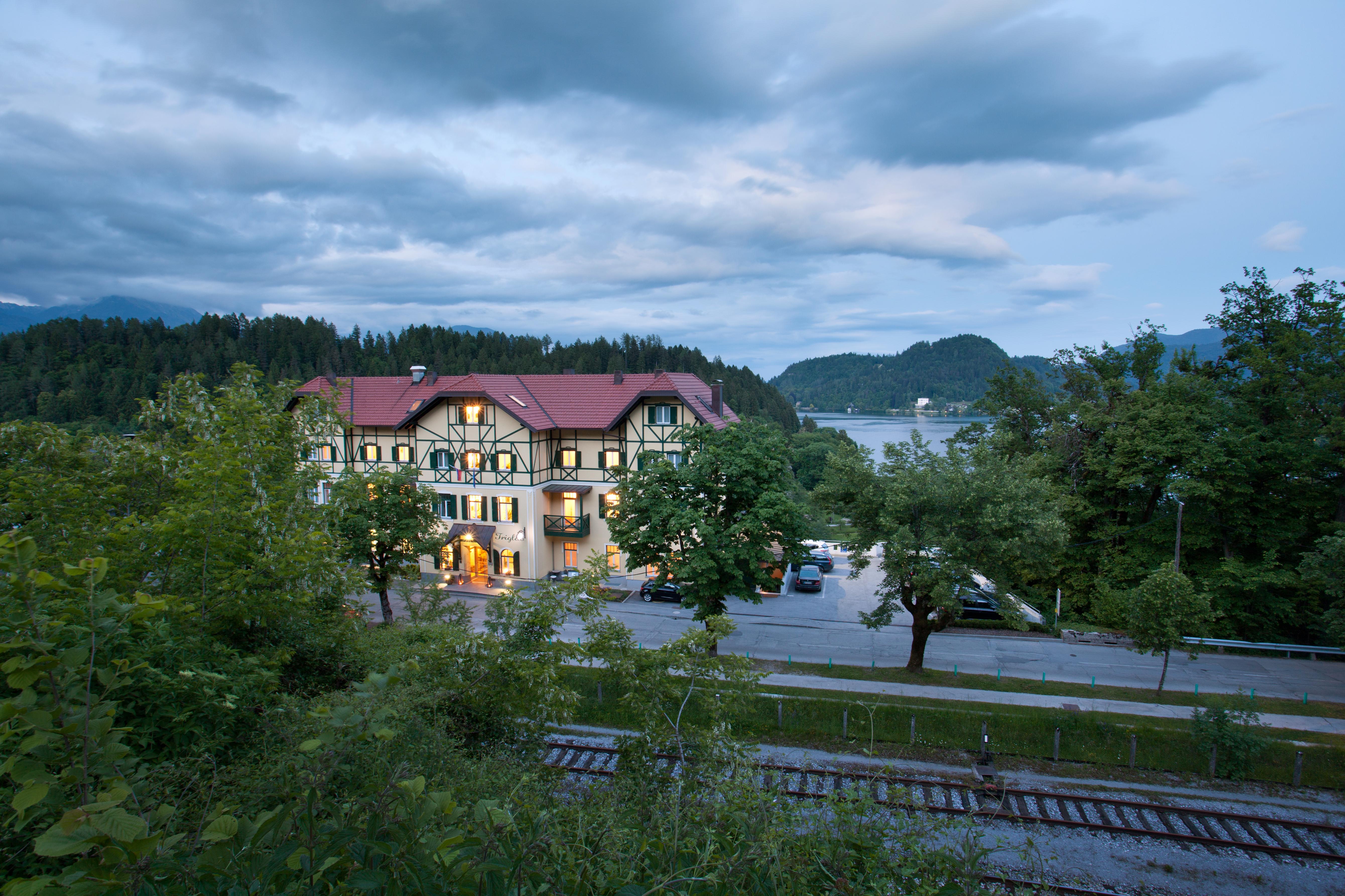 Hotel Triglav Блед Екстериор снимка